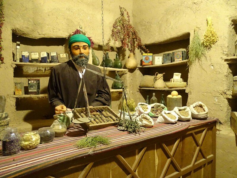 عطاری همیشه بهار